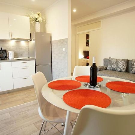 Apartment Caramela Nin Eksteriør bilde